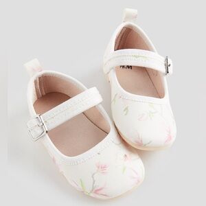 H&M Floral Patterned Ballet Flats